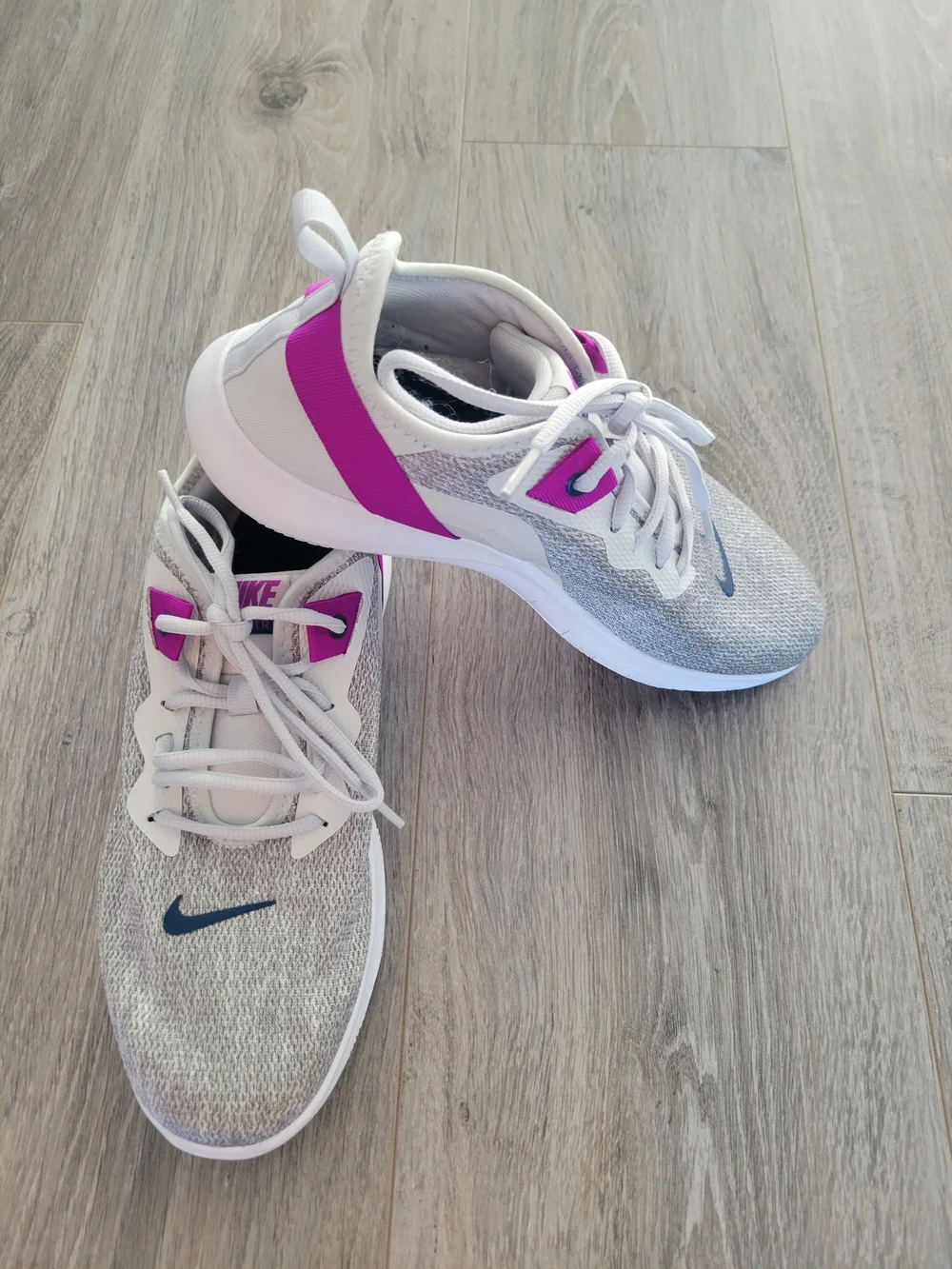 Nike Women's Flex Trainer 9 Tunning Shoes Size 8 - Picture 3 of 4
